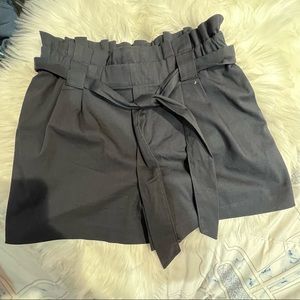 Zara shorts size M
